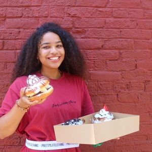 Meet your Posher, Madeline